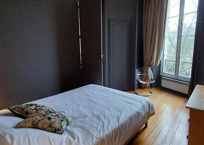 1 - Centre Triangle D'or *